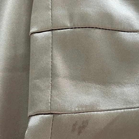 OC by OC Satin Sleeveless V-Neck Floor Length Gown Champagne Sz 12 - Picture 4 of 16